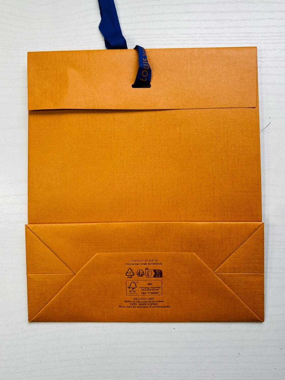 Louis Vuitton Empty Gift Box + Shopping Bag Authentic Luxury Package Display - Picture 9 of 12